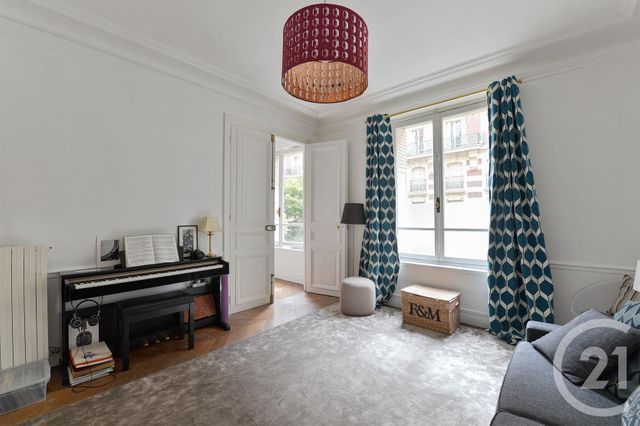 Appartement F5 &agrave; louer - 5 pi&egrave;ces - 155,96 m2 - Paris - 75008 - ILE-DE-FRANCE