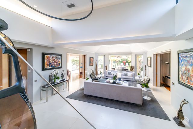 Appartement &agrave; vendre - 7 pi&egrave;ces - 425 m2 - Paris - 75016 - ILE-DE-FRANCE