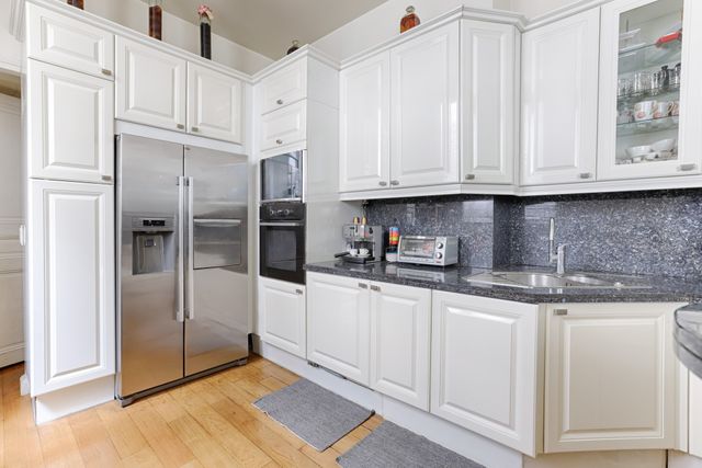 Appartement F6 &agrave; vendre - 6 pi&egrave;ces - 199,60 m2 - Paris - 75016 - ILE-DE-FRANCE