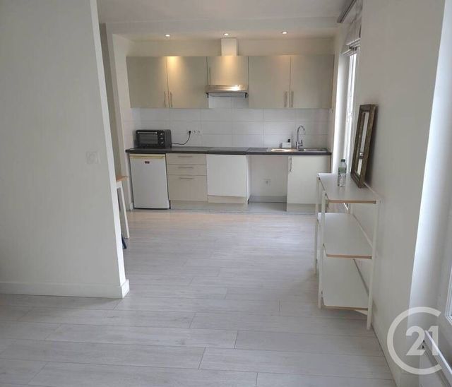 Appartement F2 &agrave; vendre - 2 pi&egrave;ces - 38 m2 - Paris - 75011 - ILE-DE-FRANCE