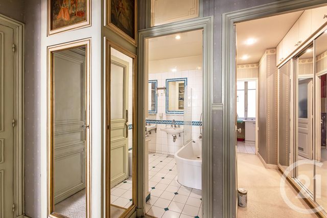 Appartement F7 &agrave; vendre - 7 pi&egrave;ces - 184,04 m2 - Paris - 75012 - ILE-DE-FRANCE