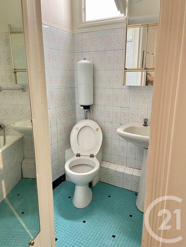 Appartement F3 &agrave; louer - 3 pi&egrave;ces - 48,10 m2 - Paris - 75008 - ILE-DE-FRANCE