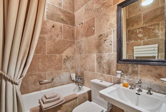 Appartement Triplex &agrave; vendre - 6 pi&egrave;ces - 148,12 m2 - Paris - 75004 - ILE-DE-FRANCE