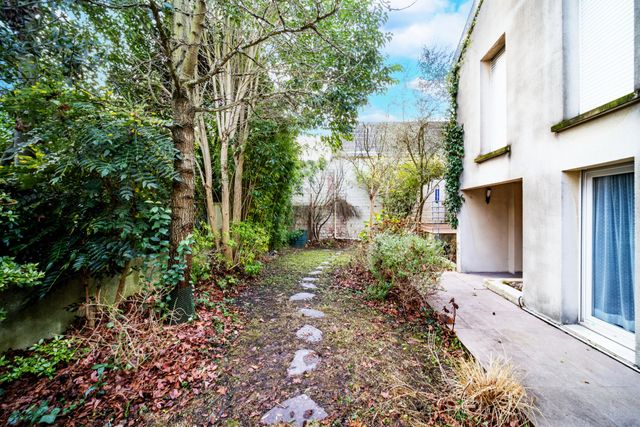 Maison &agrave; vendre - 12 pi&egrave;ces - 290 m2 - Les Lilas - 93 - ILE-DE-FRANCE