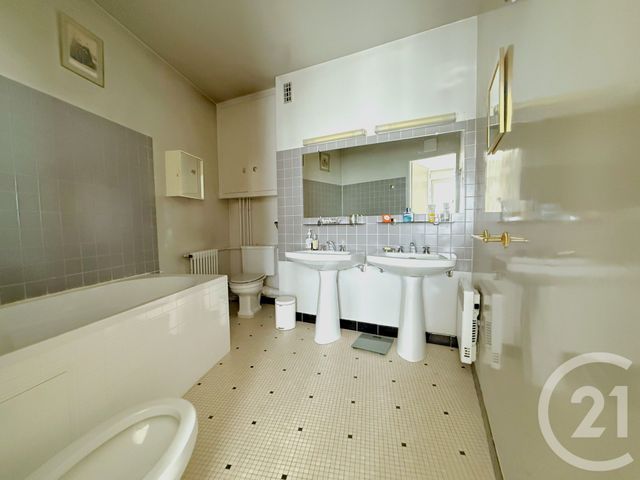 Appartement F6 &agrave; vendre - 6 pi&egrave;ces - 121,86 m2 - Paris - 75016 - ILE-DE-FRANCE
