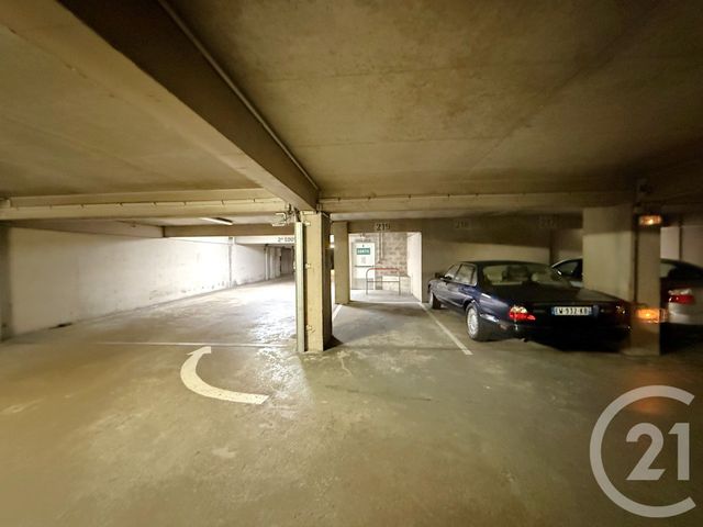 Parking à vendre - 10,80 m2 - Paris - 75016 - ILE-DE-FRANCE