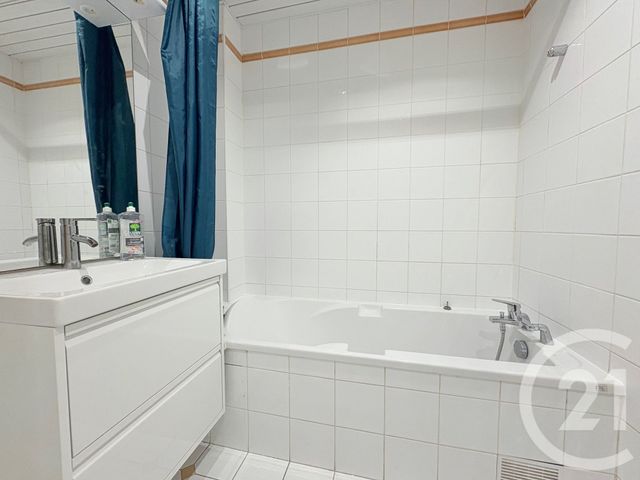 Appartement F3 à louer - 3 pièces - 63,91 m2 - Paris - 75016 - ILE-DE-FRANCE