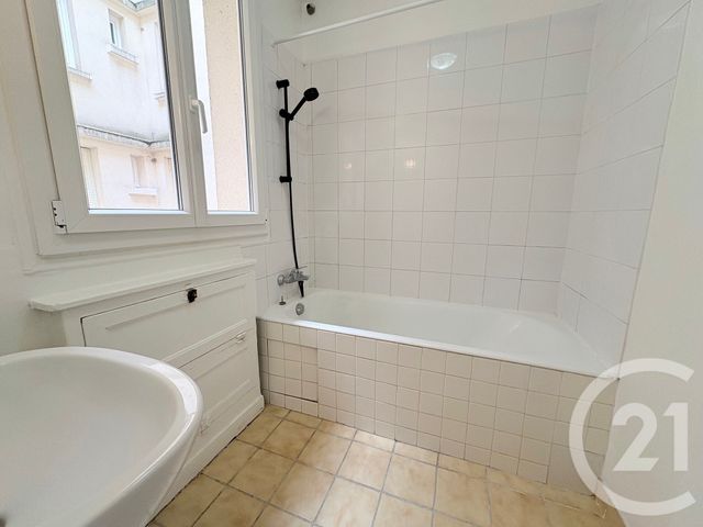 Appartement F2 &agrave; louer - 2 pi&egrave;ces - 43,07 m2 - Paris - 75016 - ILE-DE-FRANCE