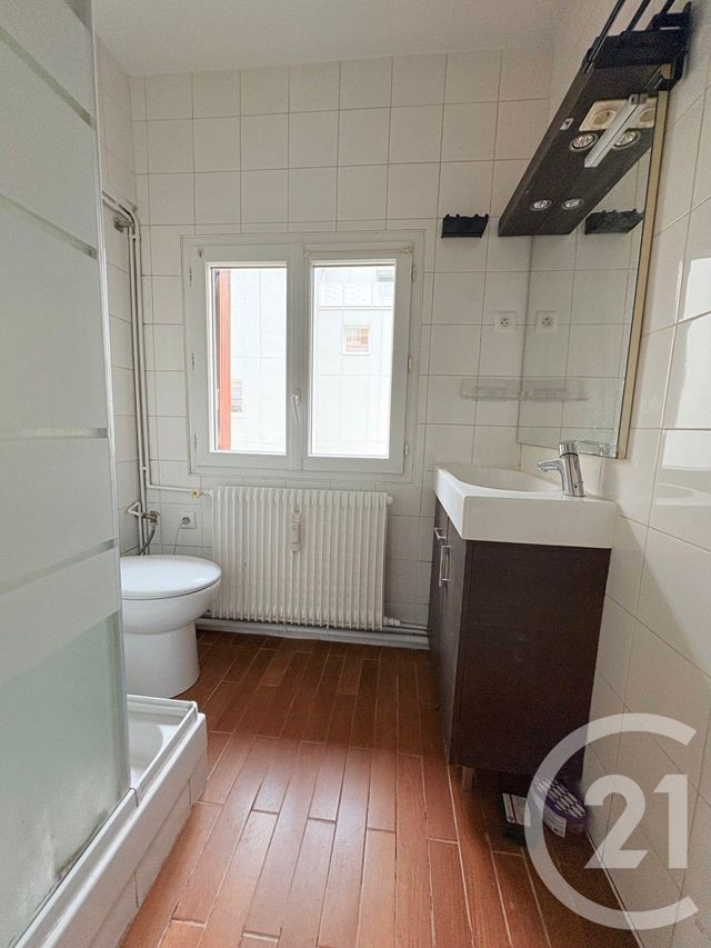 Appartement Studio &agrave; louer - 1 pi&egrave;ce - 14,13 m2 - Paris - 75116 - ILE-DE-FRANCE