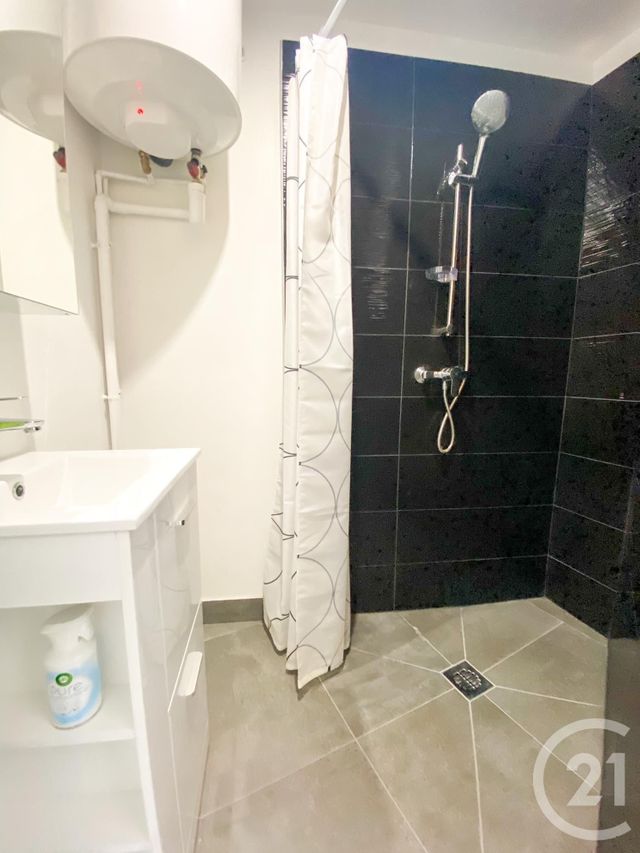 Appartement F1 &agrave; louer - 1 pi&egrave;ce - 14,05 m2 - Paris - 75016 - ILE-DE-FRANCE