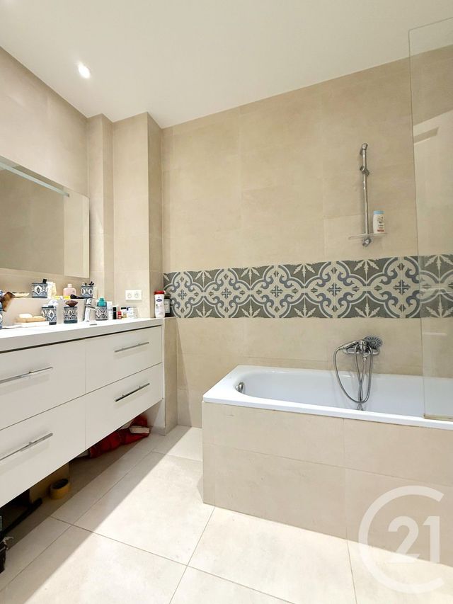 Appartement F5 &agrave; vendre - 6 pi&egrave;ces - 130,23 m2 - Paris - 75016 - ILE-DE-FRANCE