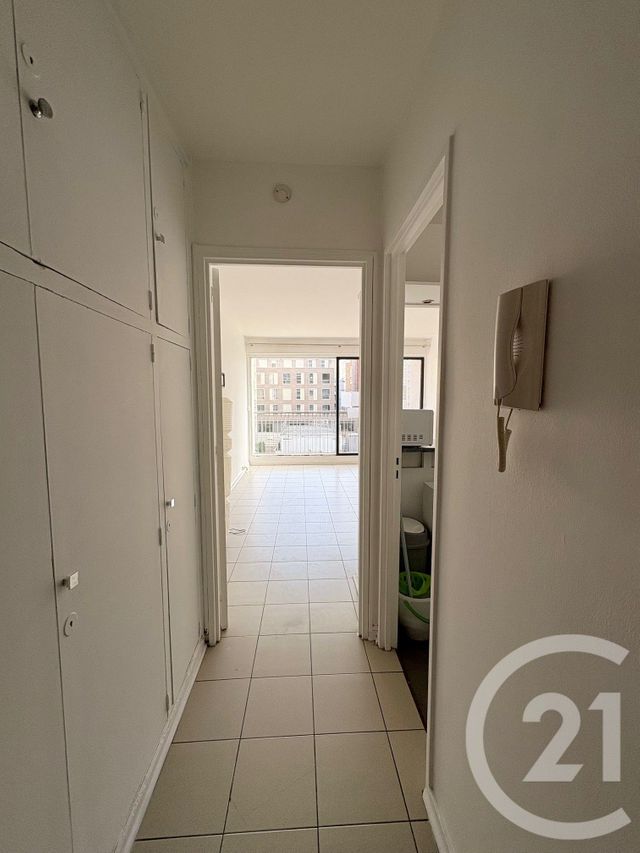 Appartement F1 &agrave; louer - 1 pi&egrave;ce - 26,29 m2 - Paris - 75016 - ILE-DE-FRANCE