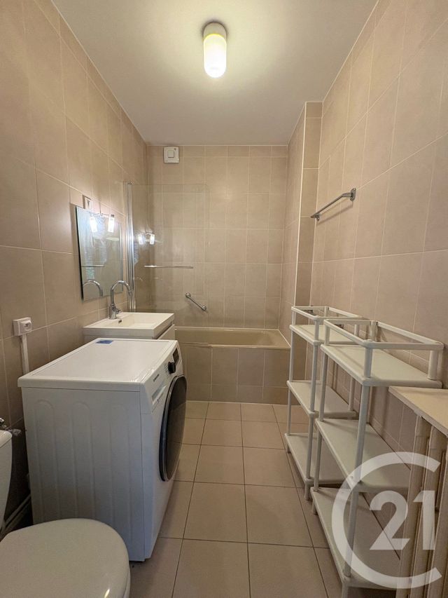 Appartement F3 &agrave; louer - 3 pi&egrave;ces - 75,62 m2 - Paris - 75016 - ILE-DE-FRANCE