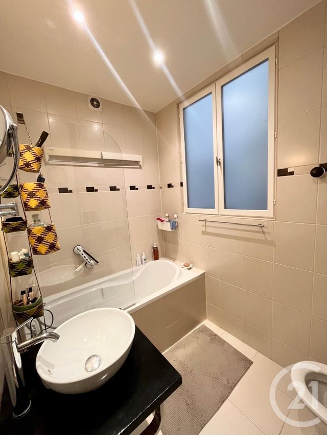 Appartement F2 &agrave; louer - 2 pi&egrave;ces - 38,11 m2 - Paris - 75016 - ILE-DE-FRANCE
