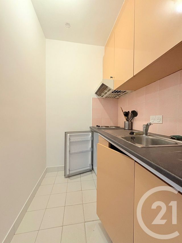 Appartement Studio &agrave; louer - 1 pi&egrave;ce - 24,75 m2 - Paris - 75016 - ILE-DE-FRANCE