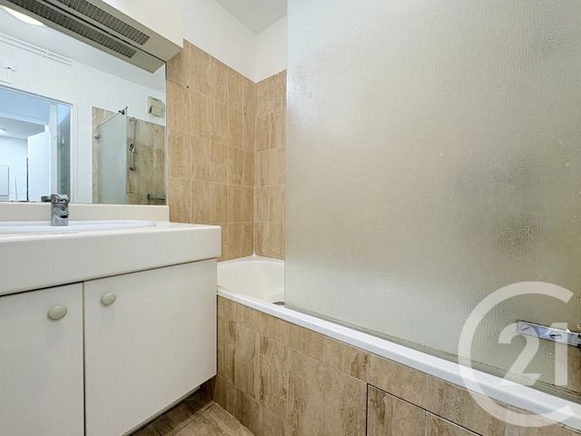 Appartement F2 &agrave; louer - 2 pi&egrave;ces - 46,94 m2 - Paris - 75016 - ILE-DE-FRANCE
