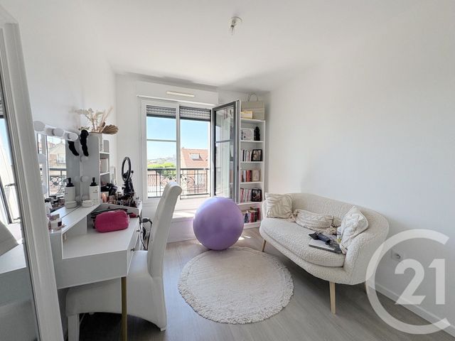 Appartement F4 &agrave; louer - 4 pi&egrave;ces - 80,10 m2 - Clamart - 92 - ILE-DE-FRANCE