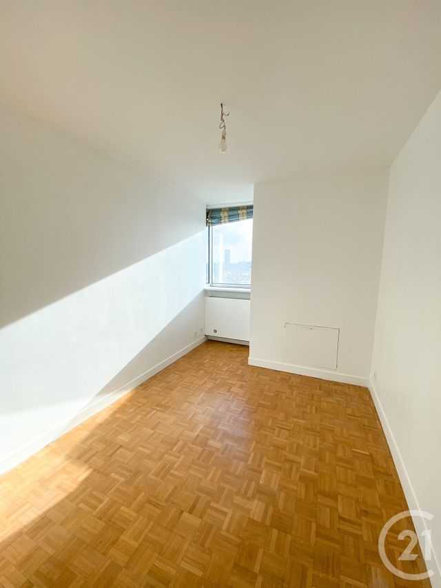 Appartement F4 &agrave; louer - 4 pi&egrave;ces - 97,03 m2 - Paris - 75015 - ILE-DE-FRANCE