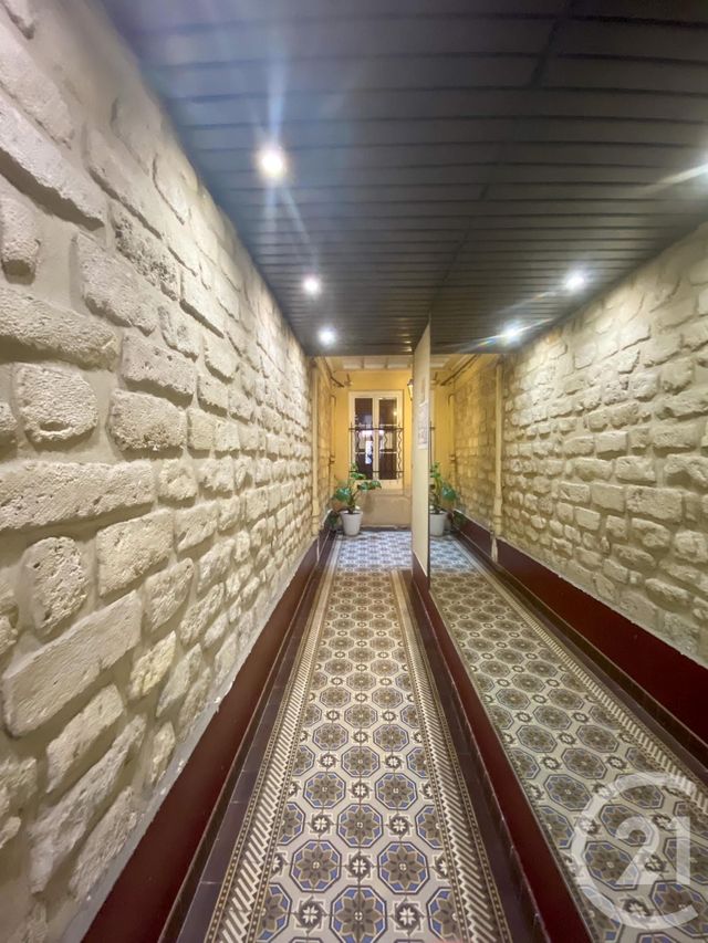 Appartement F1 &agrave; louer - 1 pi&egrave;ce - 32,87 m2 - Paris - 75008 - ILE-DE-FRANCE