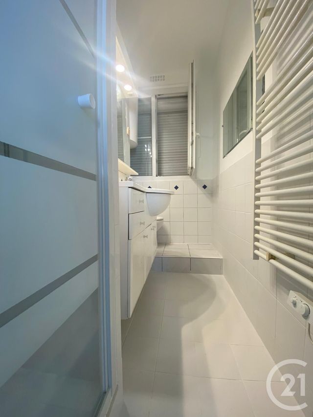 Appartement F2 &agrave; louer - 2 pi&egrave;ces - 35,64 m2 - Paris - 75016 - ILE-DE-FRANCE