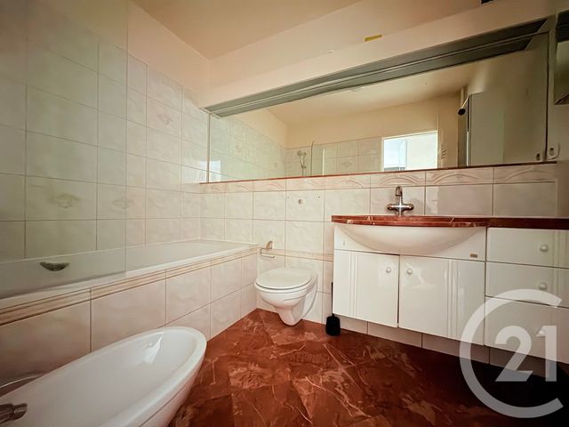 Appartement F4 &agrave; louer - 4 pi&egrave;ces - 117,10 m2 - Paris - 75016 - ILE-DE-FRANCE