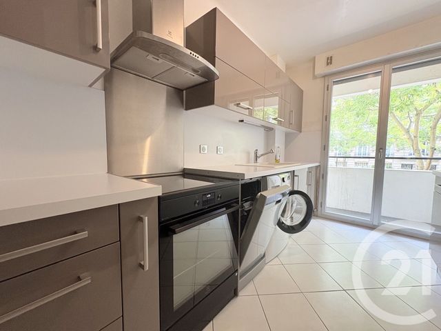 Appartement F4 &agrave; louer - 4 pi&egrave;ces - 89,41 m2 - Paris - 75016 - ILE-DE-FRANCE