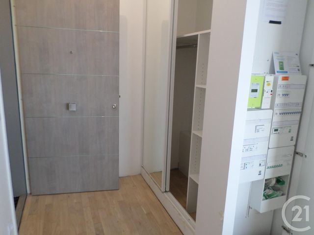 Appartement F1 &agrave; louer - 1 pi&egrave;ce - 23,65 m2 - Issy Les Moulineaux - 92 - ILE-DE-FRANCE