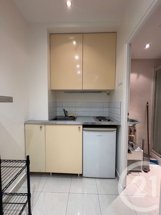 Appartement Chambre &agrave; louer - 1 pi&egrave;ce - 16,13 m2 - Paris - 75016 - ILE-DE-FRANCE
