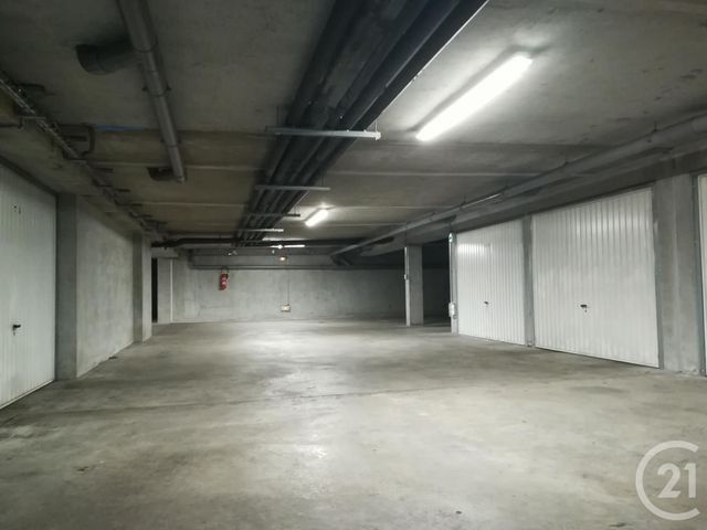 Parking à louer - 15 m2 - Nantes - 44 - PAYS-DE-LOIRE