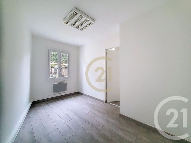 Local commercial à louer - 81.0 m2 - 44 - Loire-Atlantique