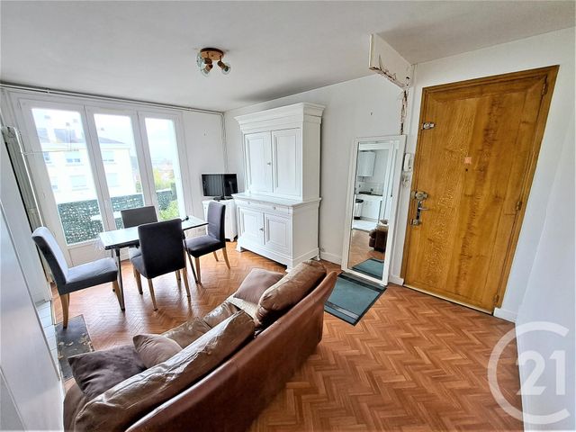 Appartement F3 à louer - 3 pièces - 51,83 m2 - Reze - 44 - PAYS-DE-LOIRE