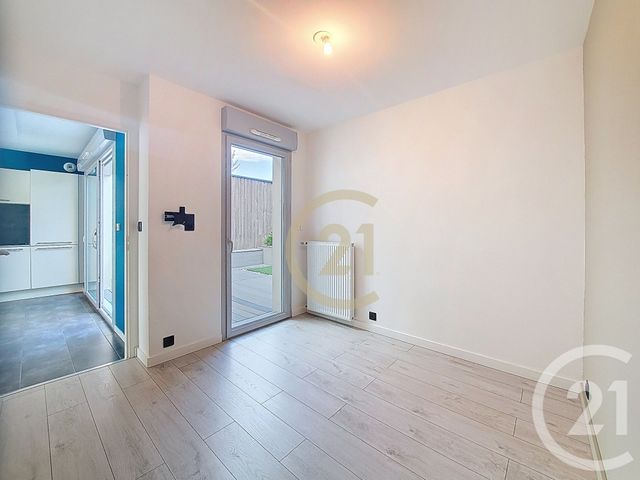 Maison &agrave; louer - 4 pi&egrave;ces - 93,30 m2 - St Herblain - 44 - PAYS-DE-LOIRE