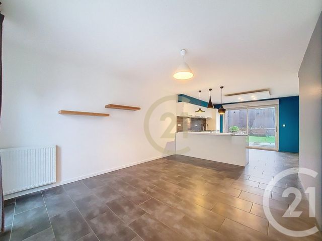 Maison &agrave; louer - 4 pi&egrave;ces - 93,30 m2 - St Herblain - 44 - PAYS-DE-LOIRE