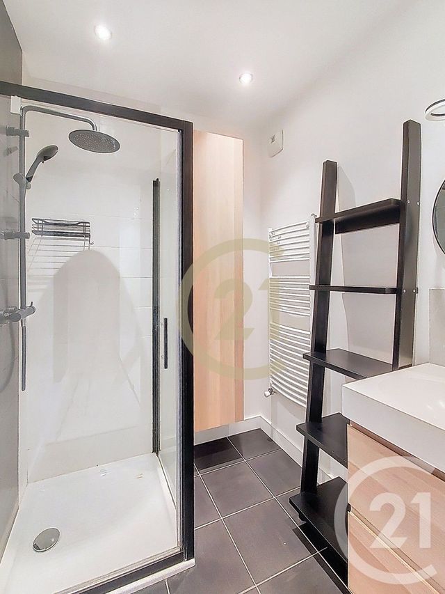 Maison &agrave; louer - 4 pi&egrave;ces - 93,30 m2 - St Herblain - 44 - PAYS-DE-LOIRE