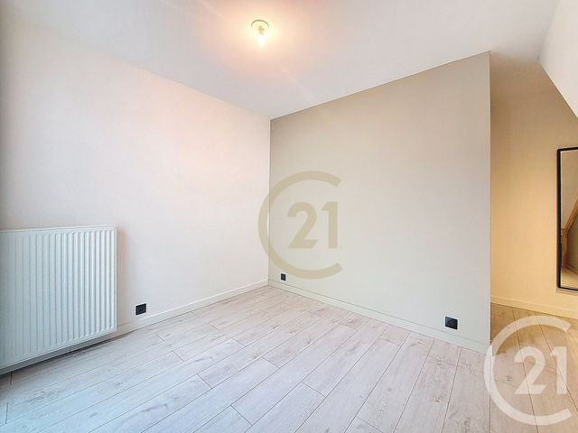 Maison &agrave; louer - 4 pi&egrave;ces - 93,30 m2 - St Herblain - 44 - PAYS-DE-LOIRE