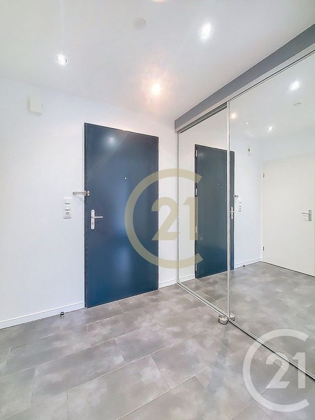 Maison &agrave; louer - 4 pi&egrave;ces - 93,30 m2 - St Herblain - 44 - PAYS-DE-LOIRE