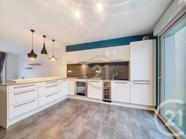 Maison &agrave; louer - 4 pi&egrave;ces - 93,30 m2 - St Herblain - 44 - PAYS-DE-LOIRE