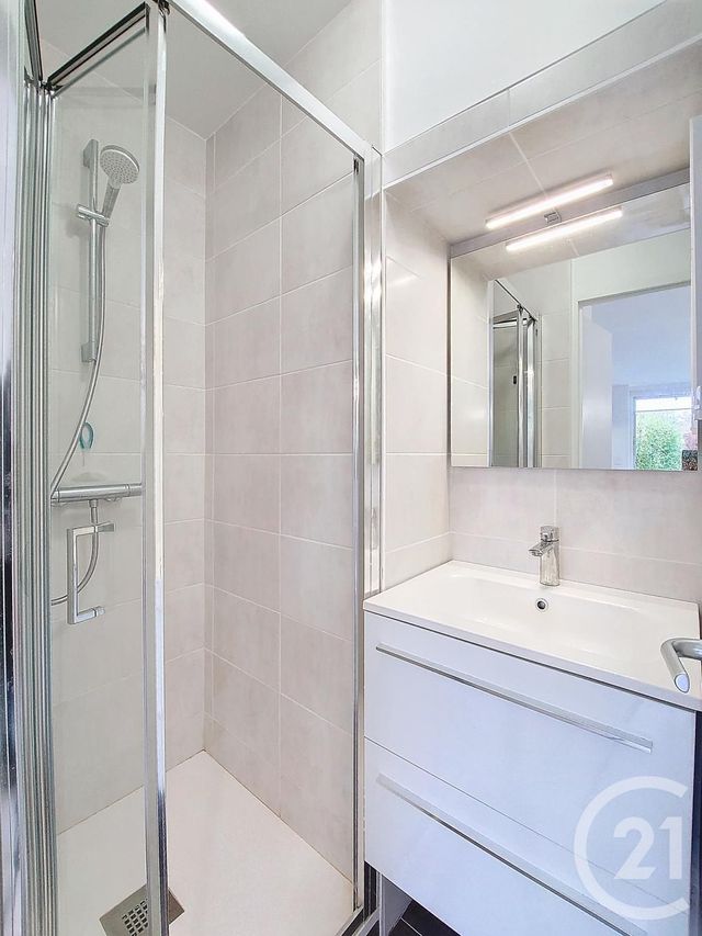 Appartement F1 &agrave; louer - 1 pi&egrave;ce - 11,69 m2 - Les Sorinieres - 44 - PAYS-DE-LOIRE