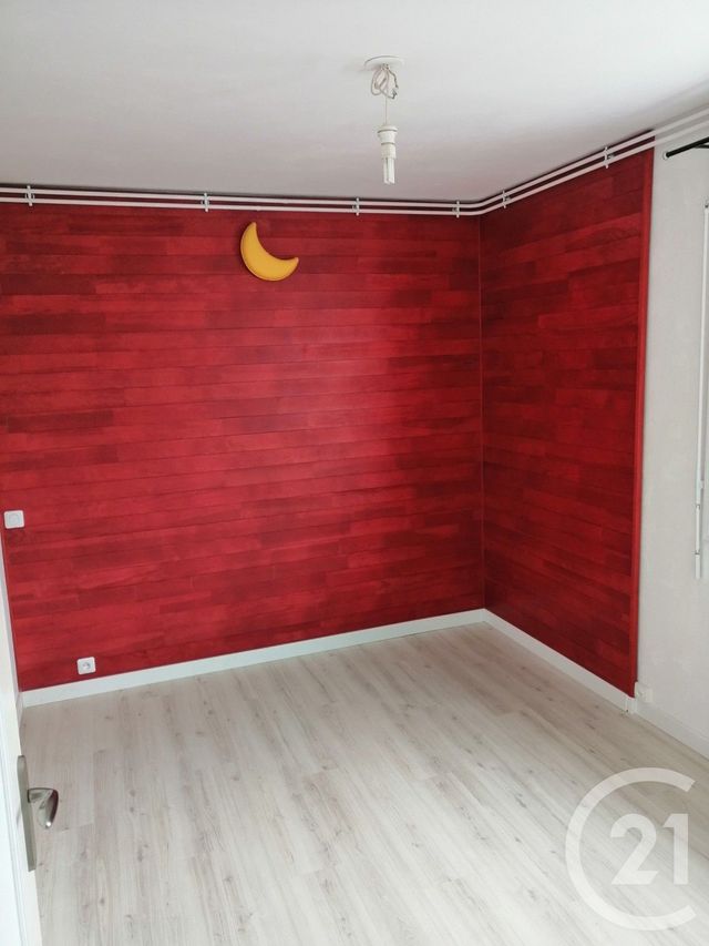 Appartement T5 &agrave; louer - 5 pi&egrave;ces - 90,48 m2 - Reze - 44 - PAYS-DE-LOIRE