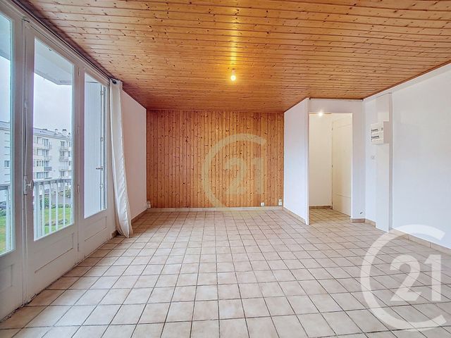 Appartement F4 &agrave; louer - 4 pi&egrave;ces - 71,73 m2 - Reze - 44 - PAYS-DE-LOIRE