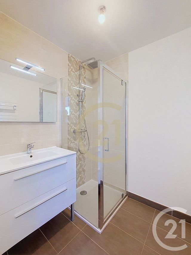 Maison &agrave; louer - 4 pi&egrave;ces - 73,90 m2 - Reze - 44 - PAYS-DE-LOIRE