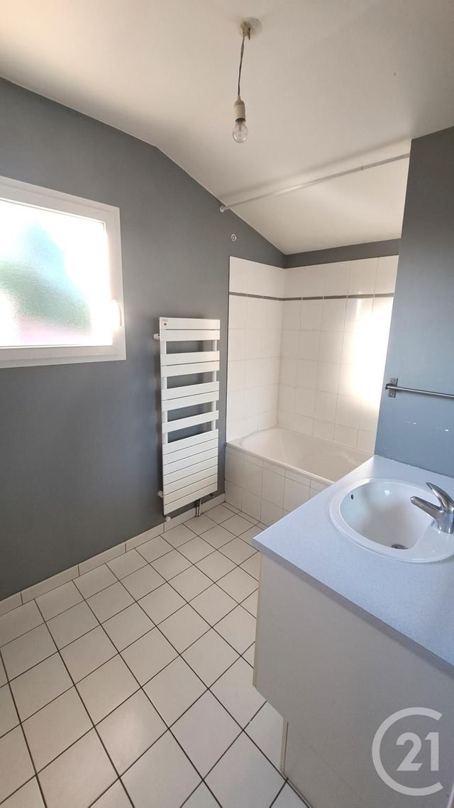 Maison &agrave; louer - 4 pi&egrave;ces - 86,10 m2 - Nantes - 44 - PAYS-DE-LOIRE