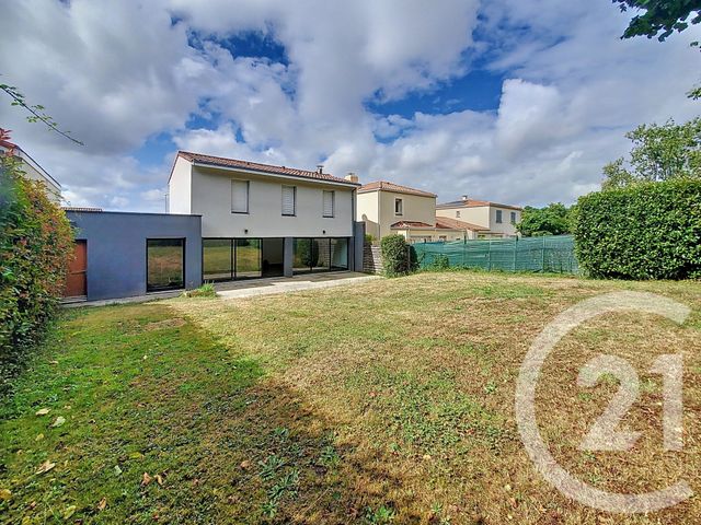 Maison &agrave; louer - 5 pi&egrave;ces - 119,95 m2 - Vertou - 44 - PAYS-DE-LOIRE