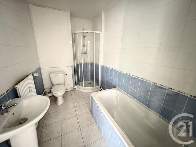 Appartement F5 à vendre - 5 pièces - 116 m2 - Villers Les Nancy - 54 - LORRAINE