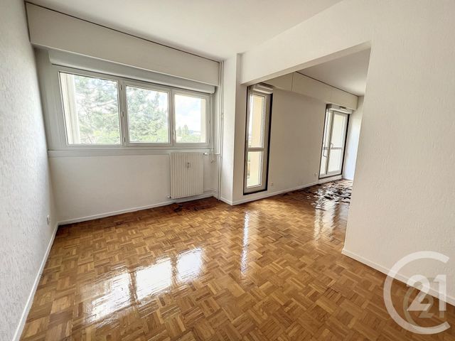 Appartement F5 à vendre - 5 pièces - 110 m2 - Villers Les Nancy - 54 - LORRAINE