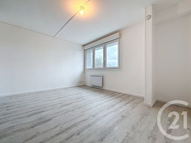 Appartement F1 bis &agrave; louer - 2 pi&egrave;ces - 40,37 m2 - Vandoeuvre Les Nancy - 54 - LORRAINE