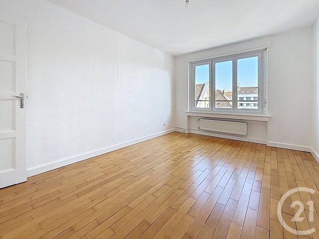 Appartement F4 &agrave; louer - 4 pi&egrave;ces - 101,19 m2 - Charmes - 88 - LORRAINE