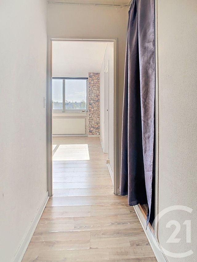 Appartement F2 à louer - 2 pièces - 50,57 m2 - Vandoeuvre Les Nancy - 54 - LORRAINE