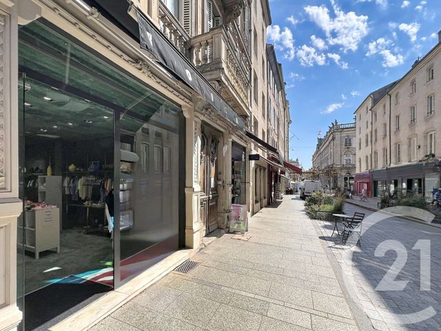 Commerce à vendre