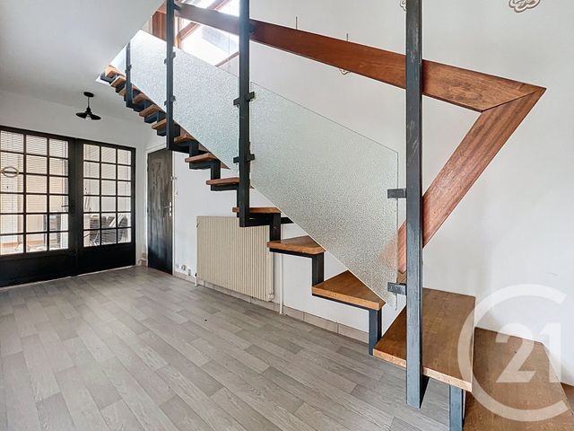 Appartement F6 &agrave; louer - 6 pi&egrave;ces - 135,78 m2 - Vandoeuvre Les Nancy - 54 - LORRAINE